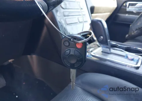 2010 Lincoln Navigator L z USA, uszkodzony, nr VIN 5LMJJ3H52AEJ04506